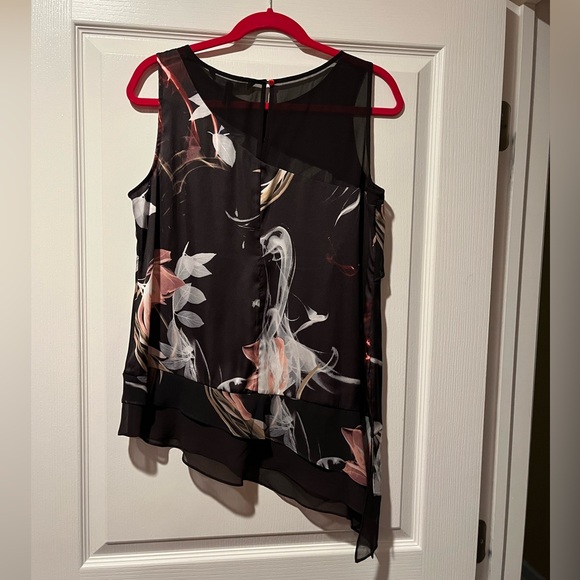 WHITE HOUSE BLACK MARKET DAISY RUFFLED TUNIC SIZE MEDIUM NWT! - Picture 2 of 4